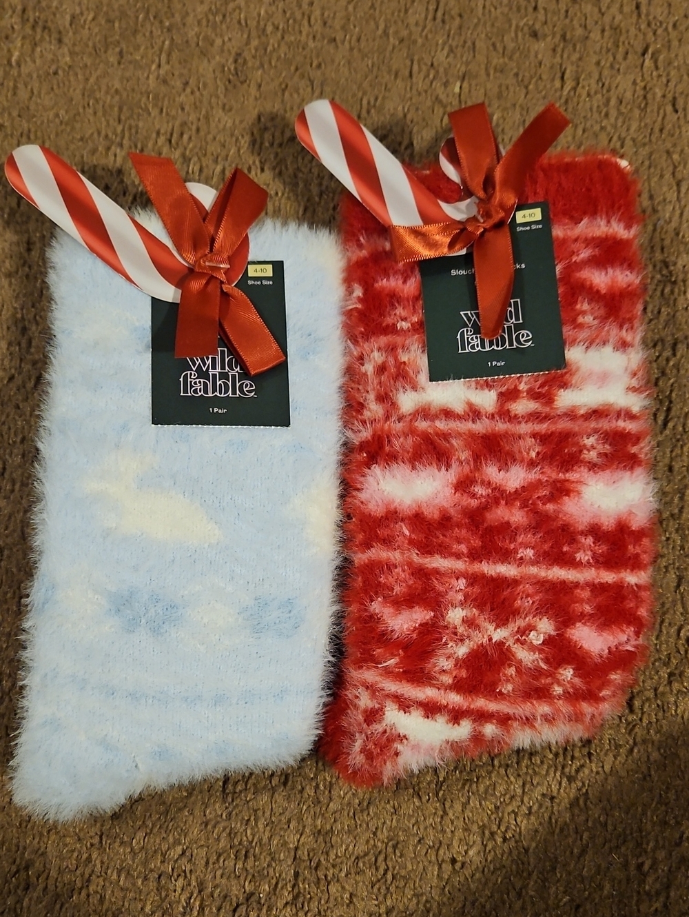 Wild Fable Fuzzy Holiday Socks